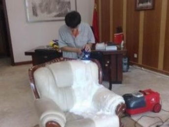 一站式北京保潔服務 沙發地毯燈具玻璃清洗、消毒與滅蟲，打造潔凈健康家園